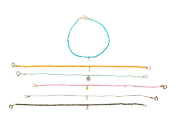 zarte Edelsteinarmbänder z. b. Türkis, Mondstein, Turmalin